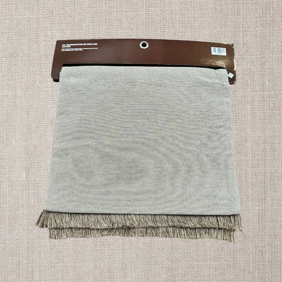 Fall Table Runner 1 PC - Picture 6 of 9